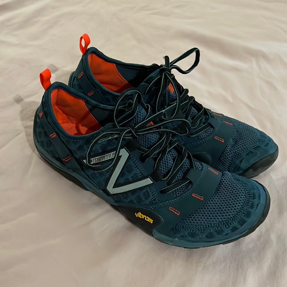New Balance Minimus MT10OGO 8.5 mens
